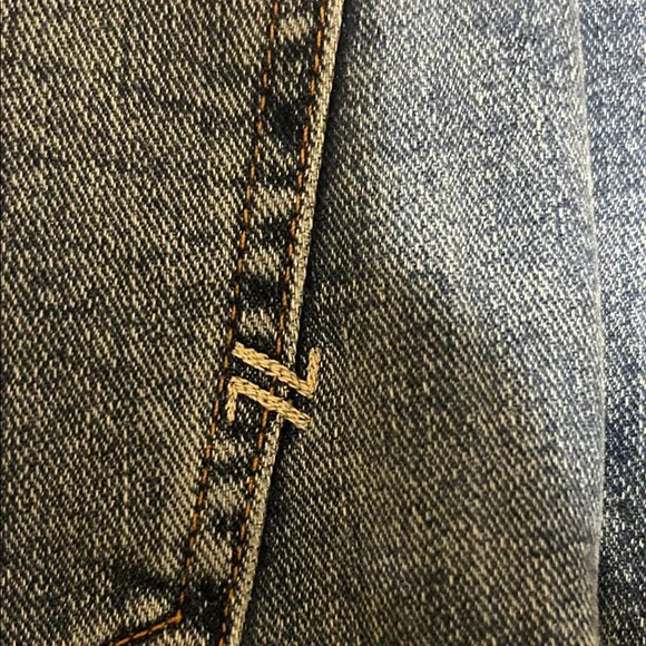 Women's American Eagle 77 Blue Flared Jeans - Picture 5 of 9